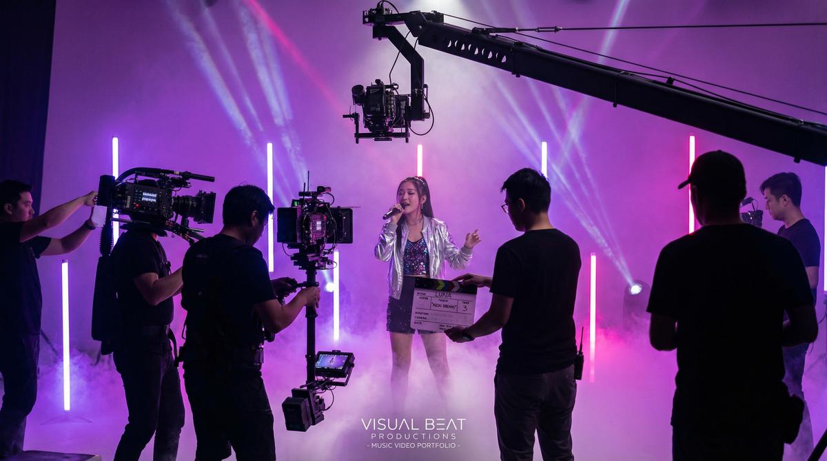 蜜桃MV拍摄传媒